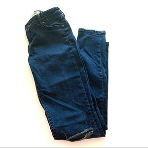 Denim Co Skinny Jeans Dark Wash Distressed Busted Knees Classic Womens sz 4